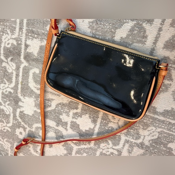 Dooney & Bourke Wexford Leather Lexi
Crossbody - Picture 4 of 4